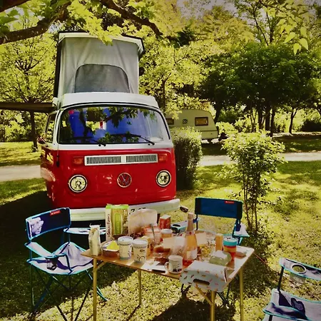 Retro Vw Kombi T2 Campervan * הוספיטלט דה יוברגאט